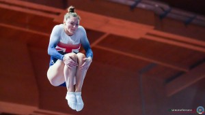 final tra w sfe01063 copia simone ferraro ph copia